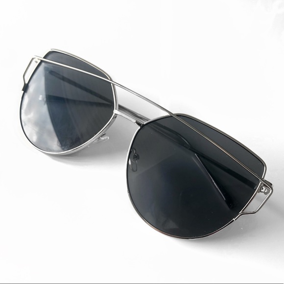 Accessories - Art Deco, streamline moderne style sunglasses
